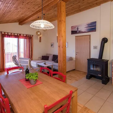Apartman Faro & *