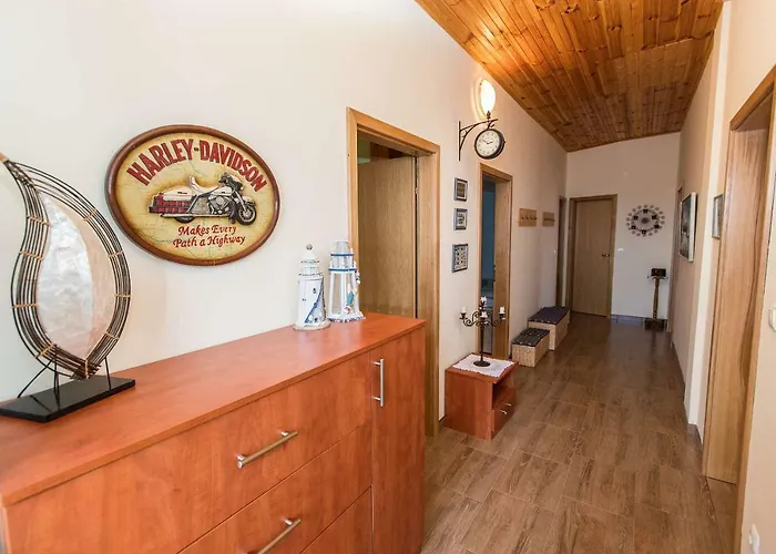 Apartament Faro & *