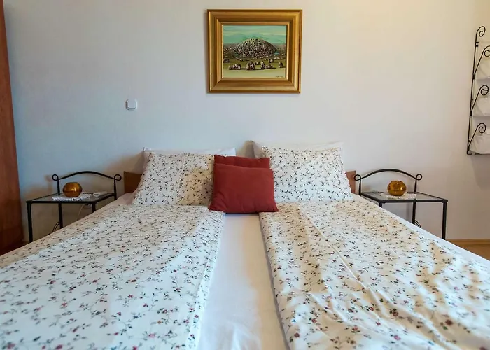 Apartament Faro &